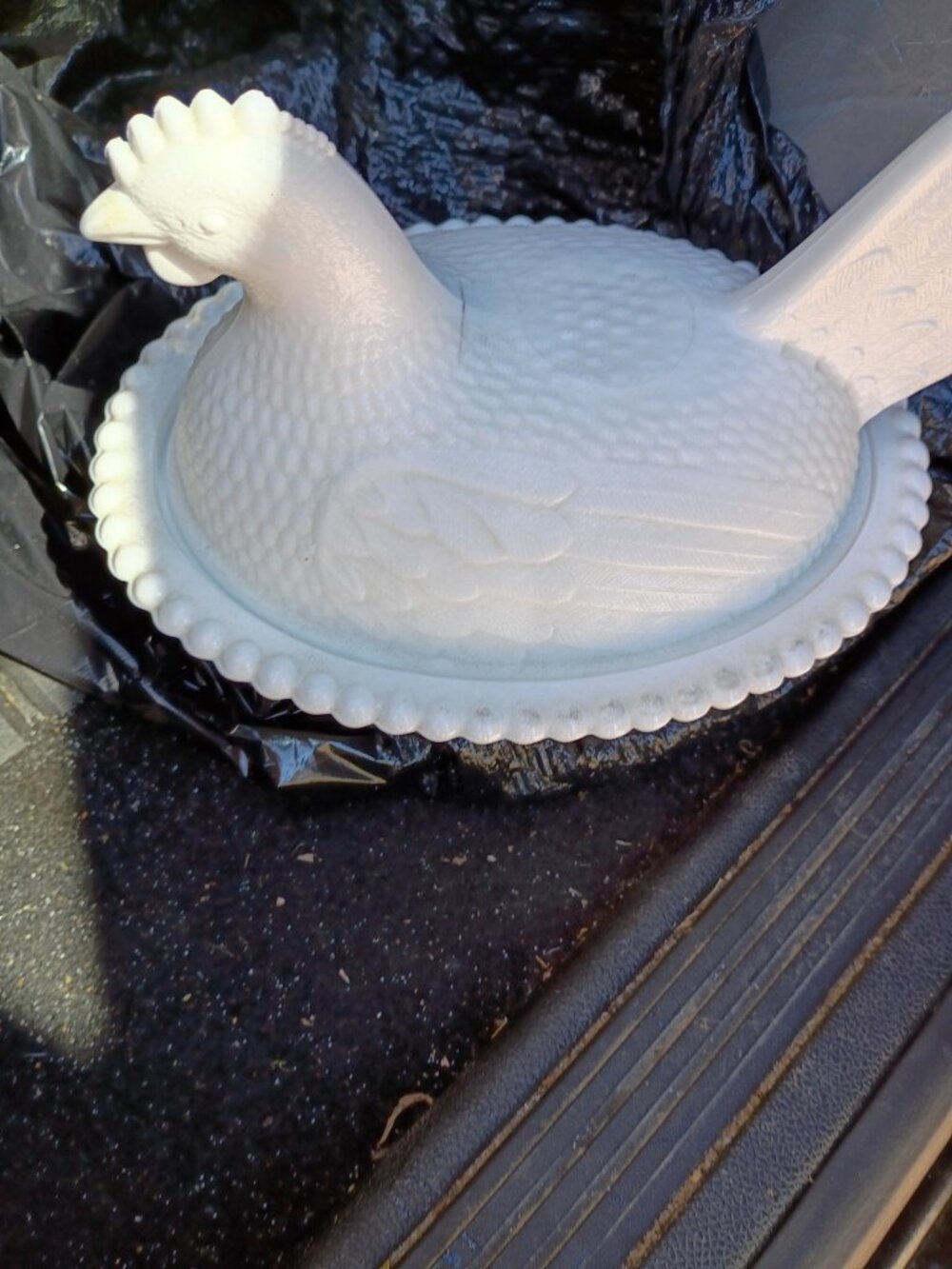 Vintage White Milk Glass Hen on Nest Covered Dish